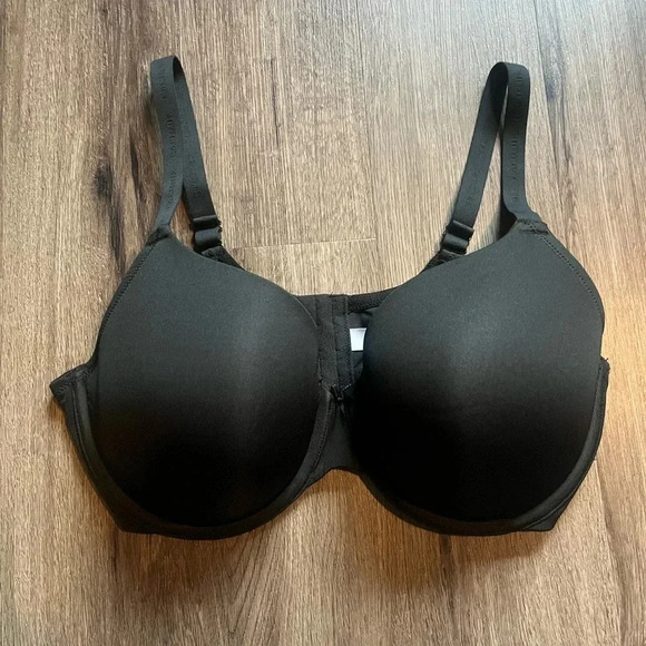 Lane Bryant Cacique Cooling Plunge Bra Black - Picture 1 of 3